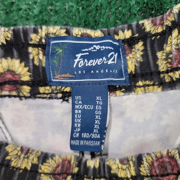 Forever 21 Men's Summer Wear Drawstring Shorts XL AOP Sun Flowers - Picture 5 of 7